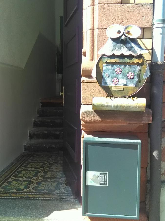 Zimmer Im Dachgeschoss Kaiserslautern Exterior photo